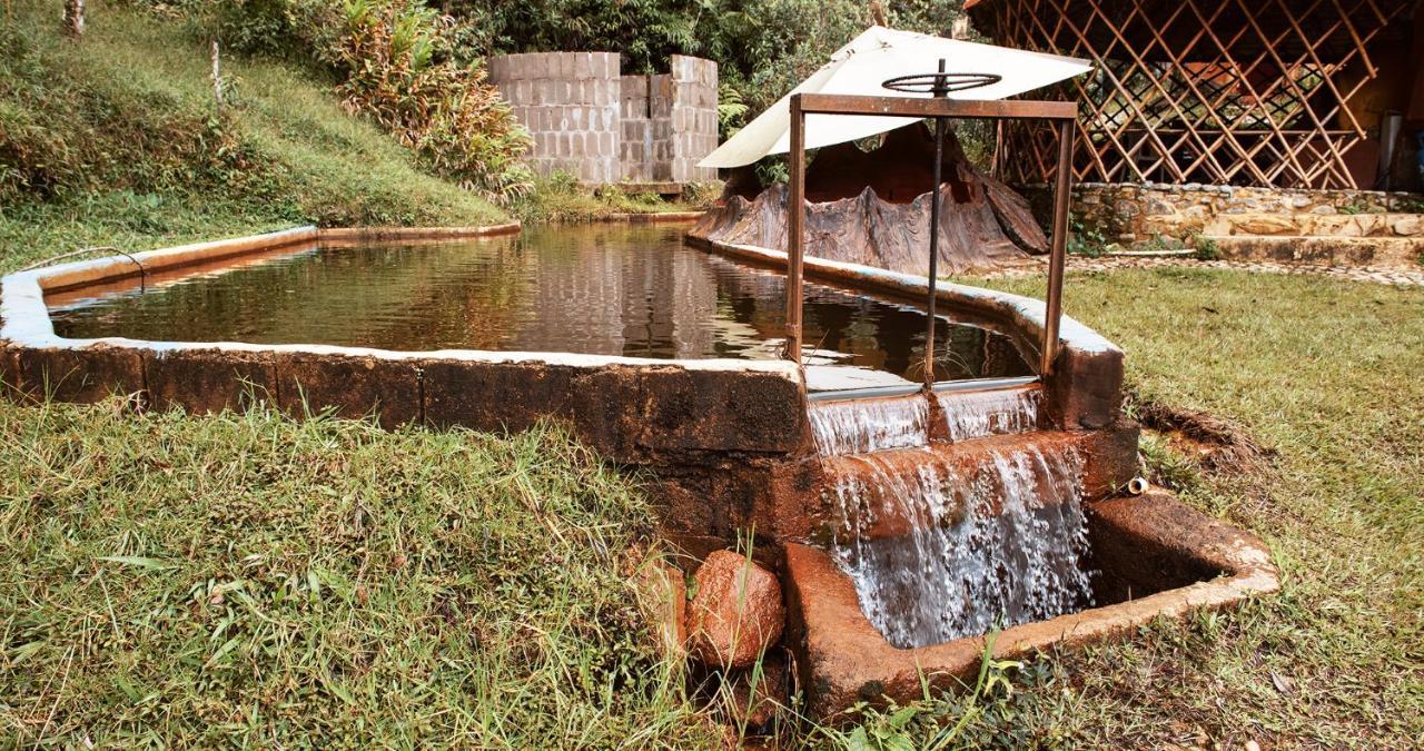 Hotel Guatape Adrianas Bambu Eksteriør billede