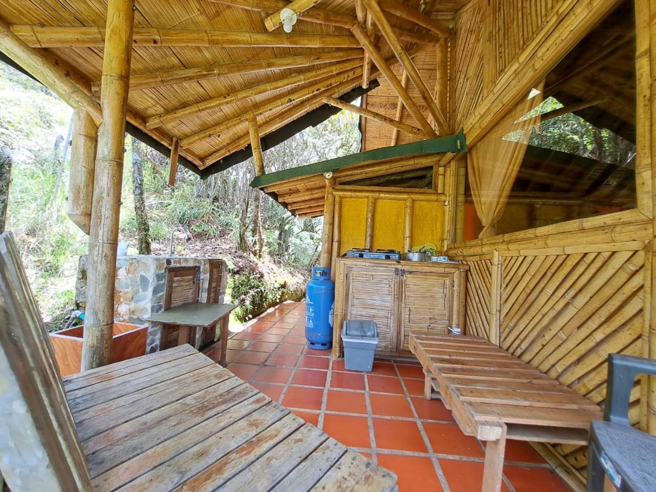 Hotel Guatape Adrianas Bambu Eksteriør billede