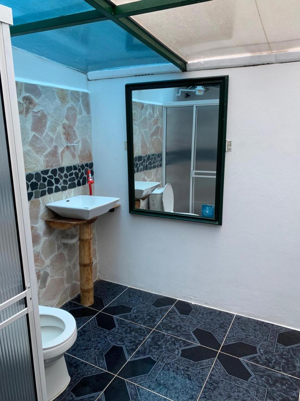 Hotel Guatape Adrianas Bambu Eksteriør billede